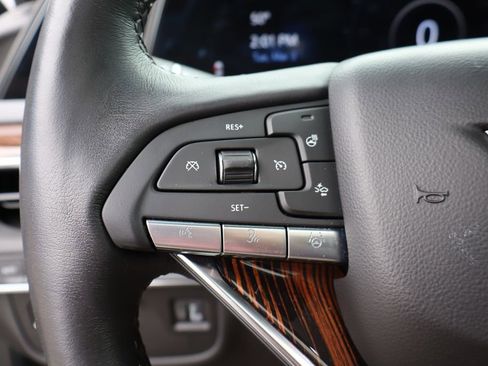 Used 2024 Cadillac Escalade Premium Luxury image 18