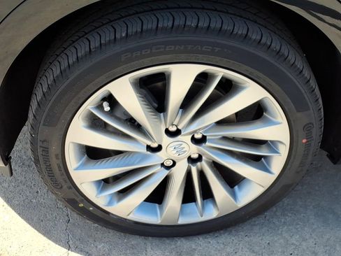 New 2026 Buick Envision Avenir image 9