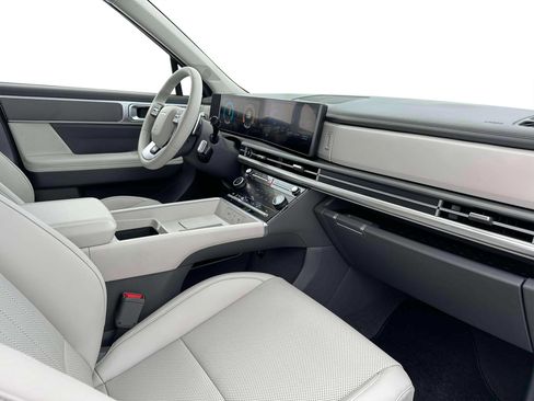 New 2025 Hyundai Santa Fe SEL image 15