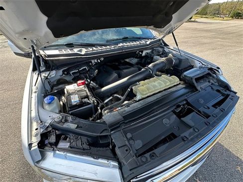 Used 2019 Ford F150 Lariat w/ Trailer Tow Package image 30