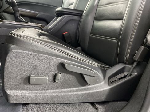 Used 2019 GMC Canyon Denali image 18