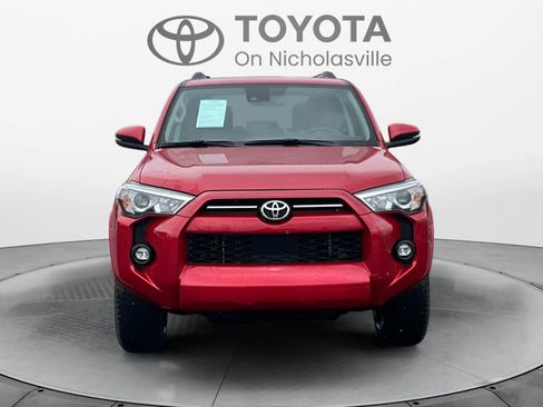 Used 2023 Toyota 4Runner SR5 Premium w/ Moonroof Package RWD image 9