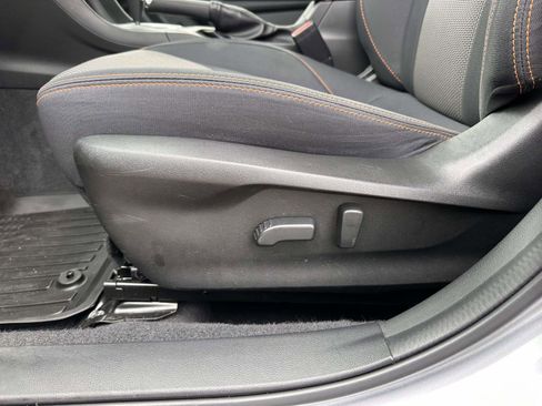 Used 2021 Subaru Crosstrek 2.0i Premium w/ Moonroof Package image 11