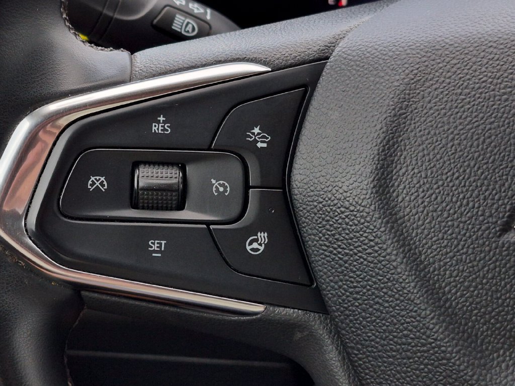 Used 2025 Chevrolet Trax ACTIV w/ Driver Confidence Package FWD image 18