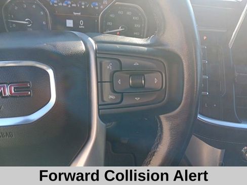 Used 2021 GMC Yukon SLT w/ SLT Premium Package image 12