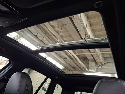 Used 2022 BMW X3 xDrive30i w/ M Sport Package AWD/4WD image 12