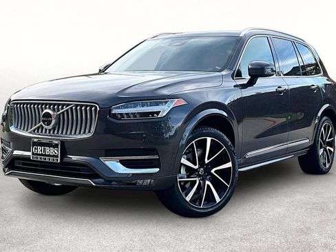 Used 2024 Volvo XC90 B6 Ultimate w/ Protection Package Premier AWD/4WD image 11