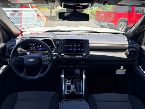 New 2026 Chevrolet Colorado W/T w/ WT Custom Package AWD/4WD image 16