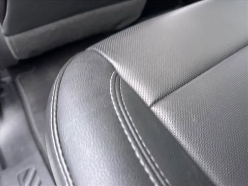 Certified 2019 GMC Sierra 1500 SLT w/ SLT Premium Plus Package image 18