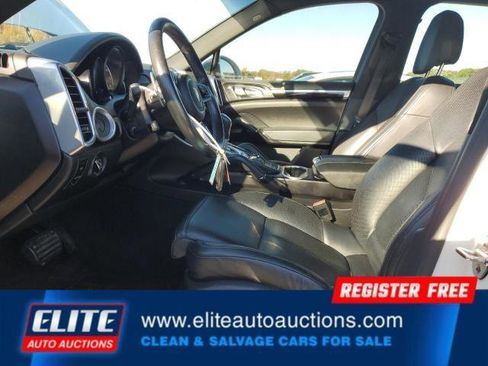 Used 2016 Porsche Cayenne image 14