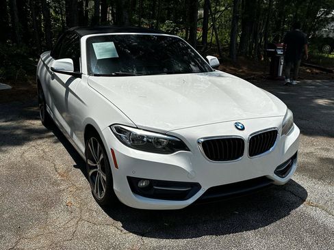Used 2017 BMW 230i Convertible RWD image 2