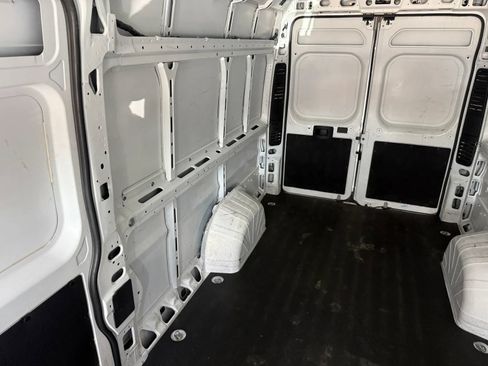 Used 2023 RAM ProMaster 3500 w/ Driver Convenience Group FWD image 22