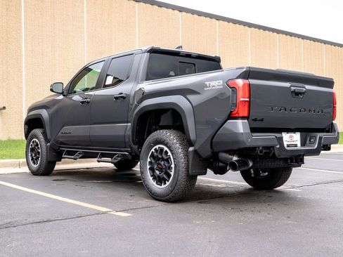 New 2026 Toyota Tacoma TRD Off-Road w/ TRD Off Road Upgrade Package AWD/4WD image 7