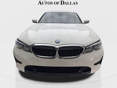 Used 2019 BMW 330i Sedan w/ Driving Assistance Package image 3