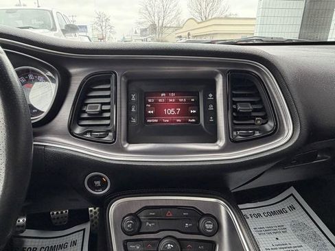 Used 2016 Dodge Challenger R/T image 20