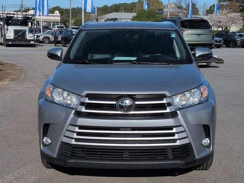 Used 2017 Toyota Highlander XLE image 8