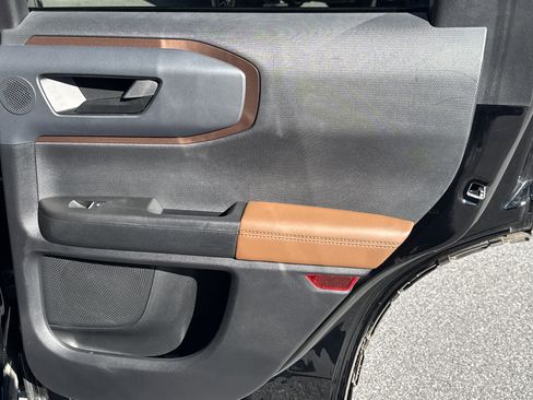 Used 2021 Ford Bronco Sport Outer Banks w/ Outer Banks Package (96D) image 21