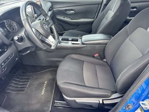 Used 2023 Nissan Sentra SV FWD image 9