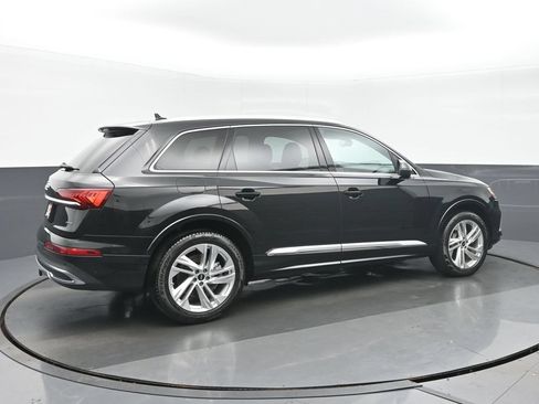 Used 2023 Audi Q7 2.0T Premium Plus w/ Premium Plus Package AWD/4WD image 3