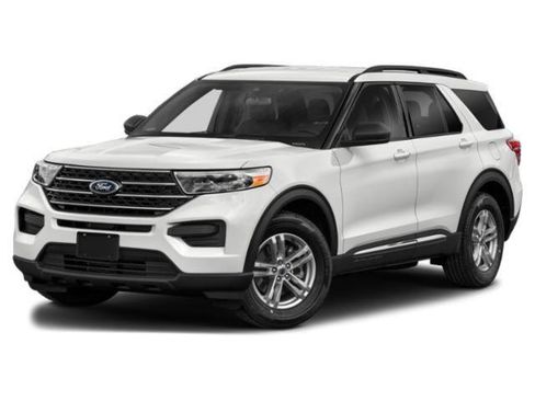 Certified 2021 Ford Explorer XLT w/ Equipment Group 202A RWD image 1