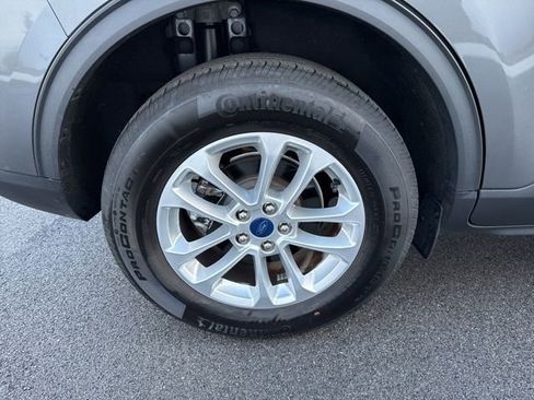 Used 2022 Ford Escape SE w/ Cold Weather Package image 30