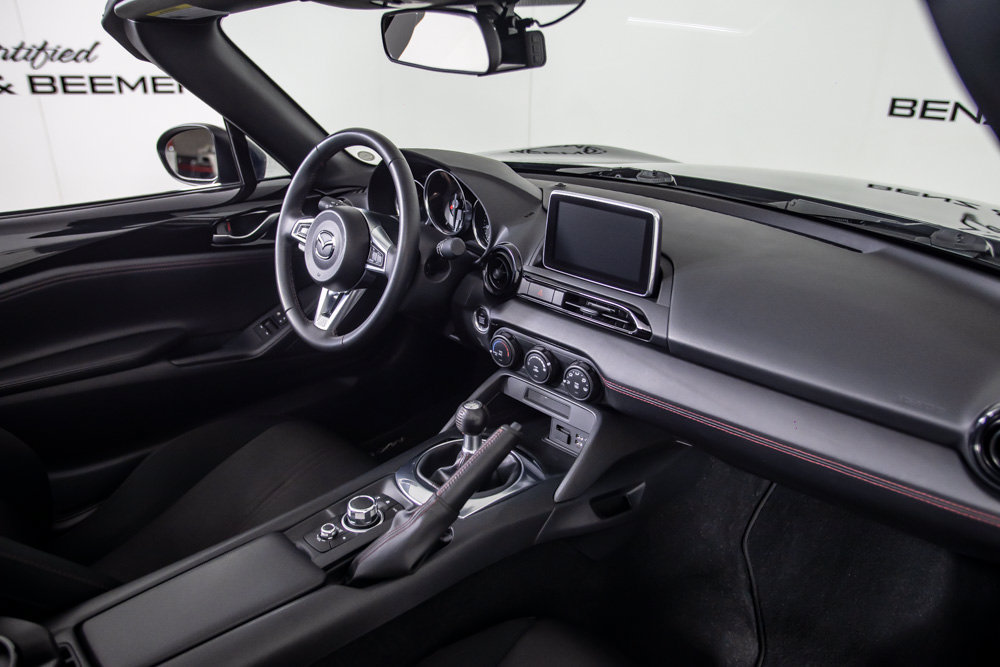 Used 2016 MAZDA MX-5 Miata Club w/ Brembo/BBS Package RWD image 17