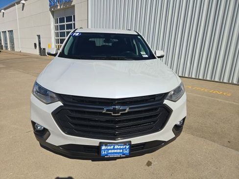 Used 2018 Chevrolet Traverse RS image 3