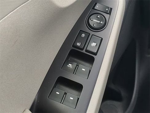 Used 2019 Hyundai Ioniq Blue image 21