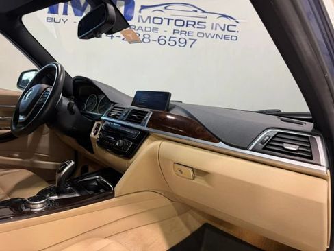 Used 2016 BMW 328i xDrive Sedan AWD/4WD image 28