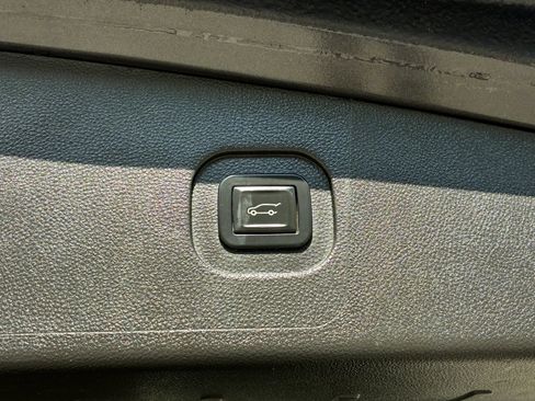 Used 2014 GMC Terrain SLT FWD image 25