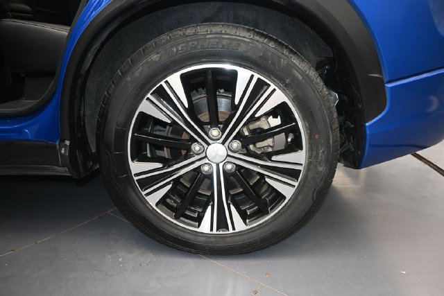 Used 2022 Mitsubishi Eclipse Cross SE FWD image 13