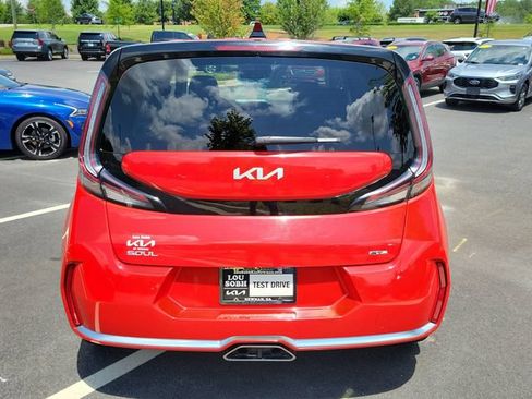 Certified 2025 Kia Soul GT-Line w/ GT-Line Technology Package FWD image 17