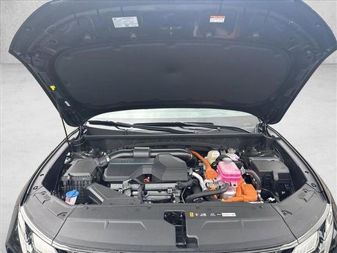 Certified 2025 Hyundai Tucson Limited image 17