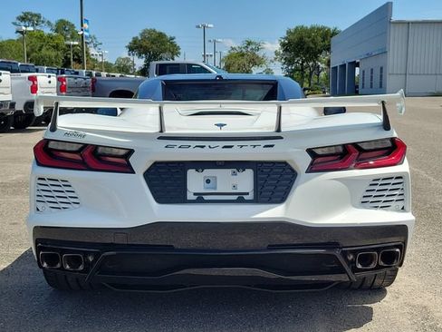 Used 2024 Chevrolet Corvette Stingray Premium Conv w/ Z51 Performance Package RWD image 11