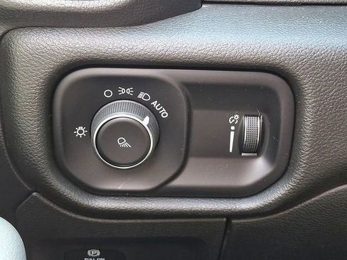 Used 2023 RAM 1500 Lone Star image 27