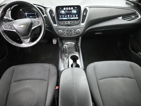Used 2016 Chevrolet Malibu LT w/ Driver Confidence Package FWD image 15