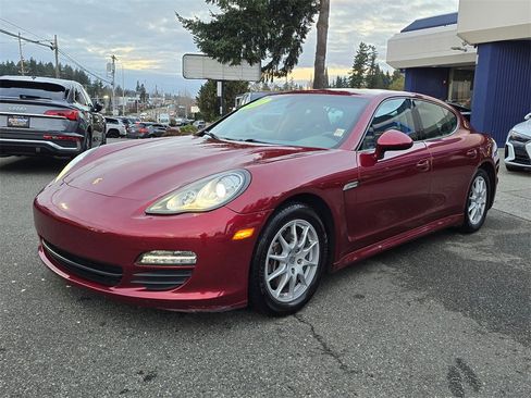 Used 2011 Porsche Panamera 4 image 7