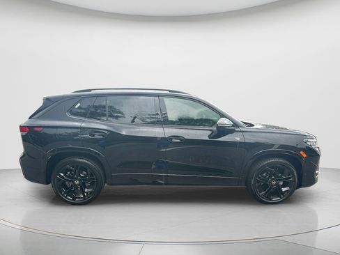 New 2026 Volkswagen Tiguan SE R-Line FWD image 4