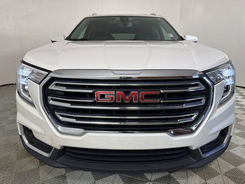 Used 2023 GMC Terrain SLT FWD image 9