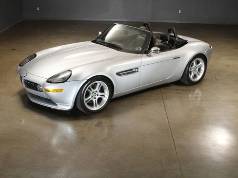 Used 2002 BMW Z8 image 9