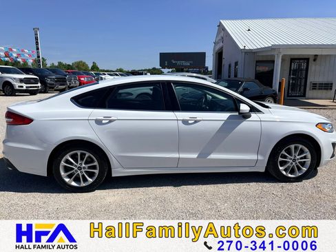 Used 2019 Ford Fusion SE FWD image 6
