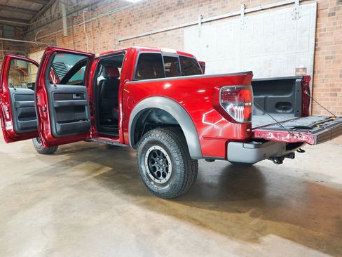 Used 2014 Ford F150 Raptor w/ Equipment Group 801A Luxury AWD/4WD image 27