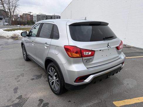 Used 2019 Mitsubishi Outlander Sport ES image 3