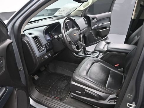 Used 2020 Chevrolet Colorado Z71 AWD/4WD image 9