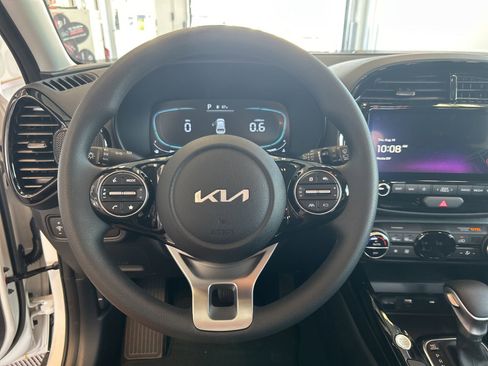 New 2025 Kia Soul S image 18