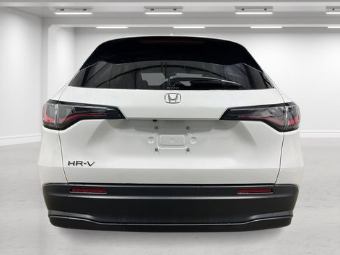 New 2026 Honda HR-V LX image 4