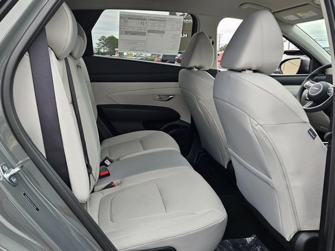 New 2026 Hyundai Tucson SEL FWD image 16