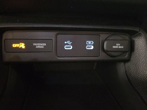 Used 2025 Honda Civic Sport image 18