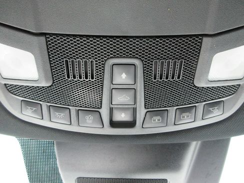Used 2021 Ford Expedition Limited AWD/4WD image 33