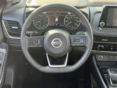 Used 2021 Nissan Rogue S image 15